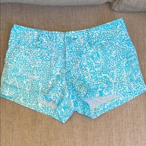 Lilly Pulitzer Size 00 Shorely blue shorts ice the Walsh short